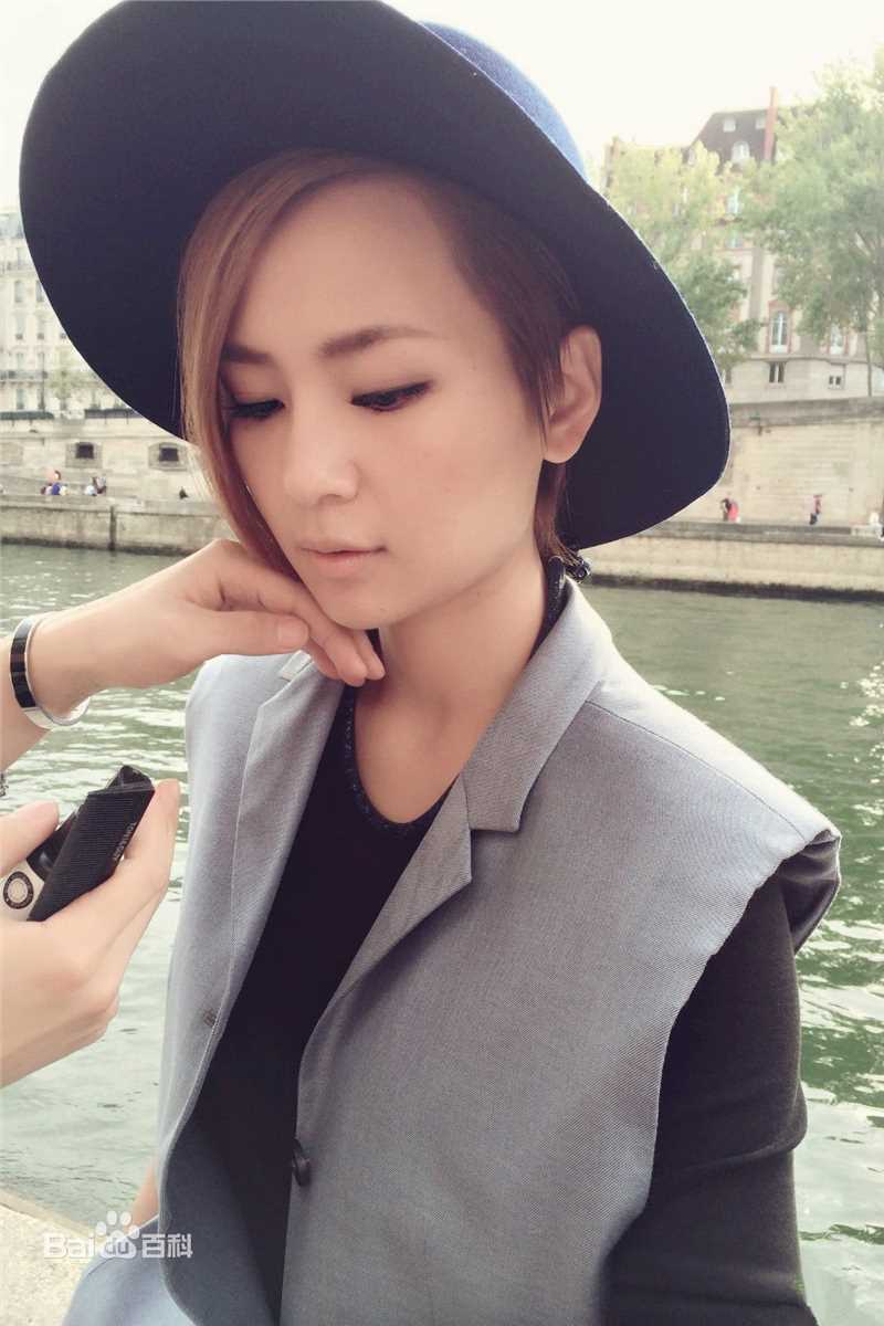 周笔畅(BiBi Zhou)出席各类演出与活动图集壁纸壁纸