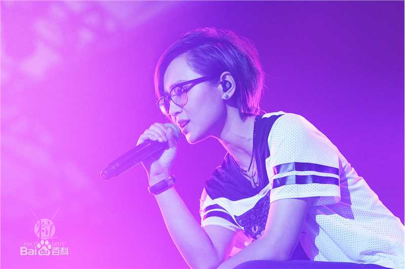 周笔畅(BiBi Zhou)出席各类演出与活动图集壁纸壁纸