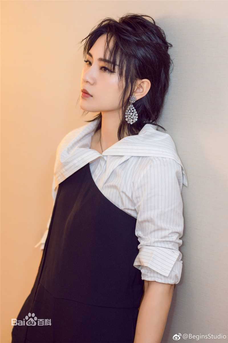 周笔畅(BiBi Zhou)出席各类演出与活动图集壁纸壁纸