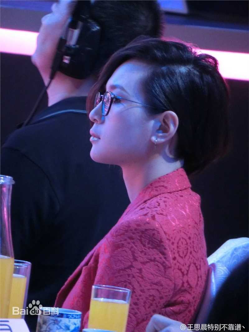 周笔畅(BiBi Zhou)出席各类演出与活动图集壁纸壁纸