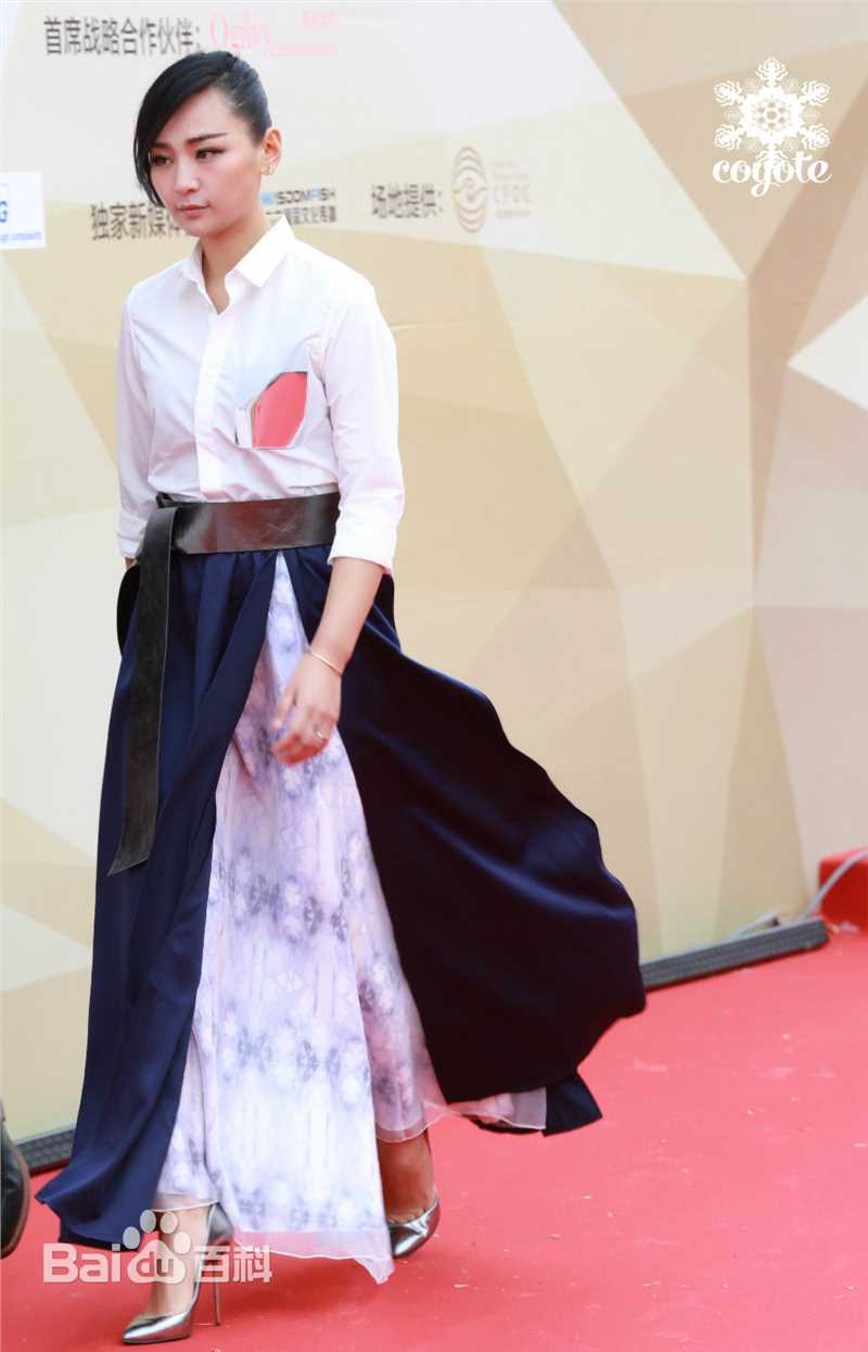 周笔畅(BiBi Zhou)出席各类演出与活动图集壁纸壁纸