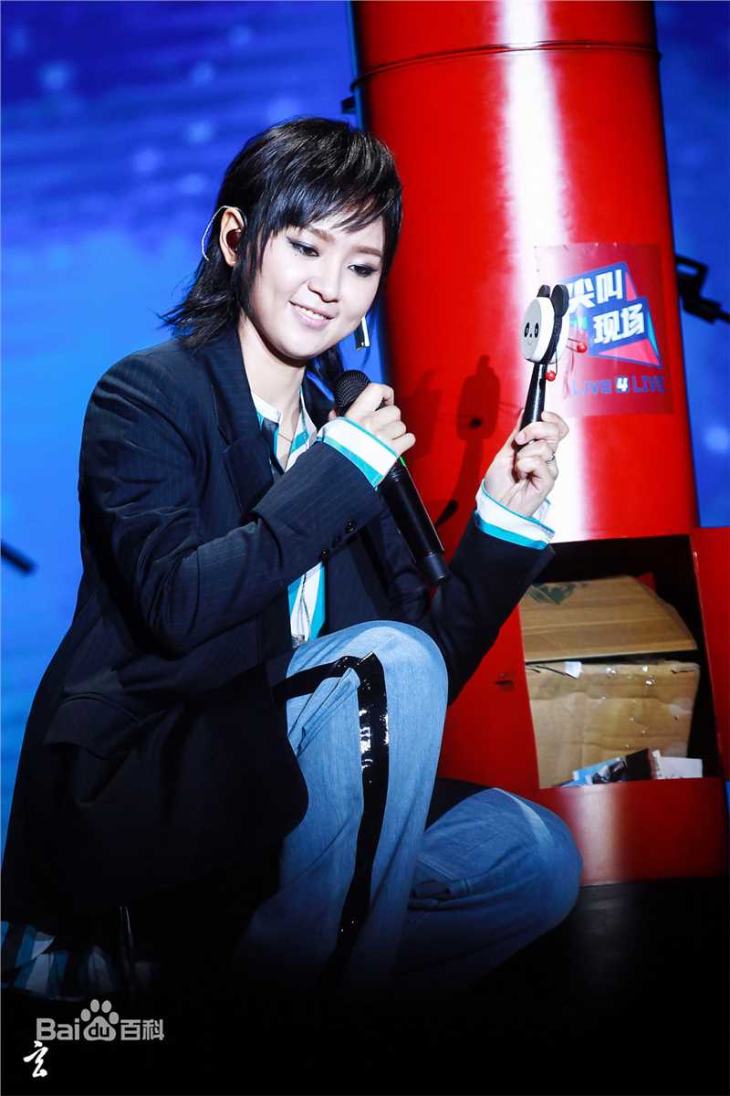 周笔畅(BiBi Zhou)出席各类演出与活动图集壁纸壁纸