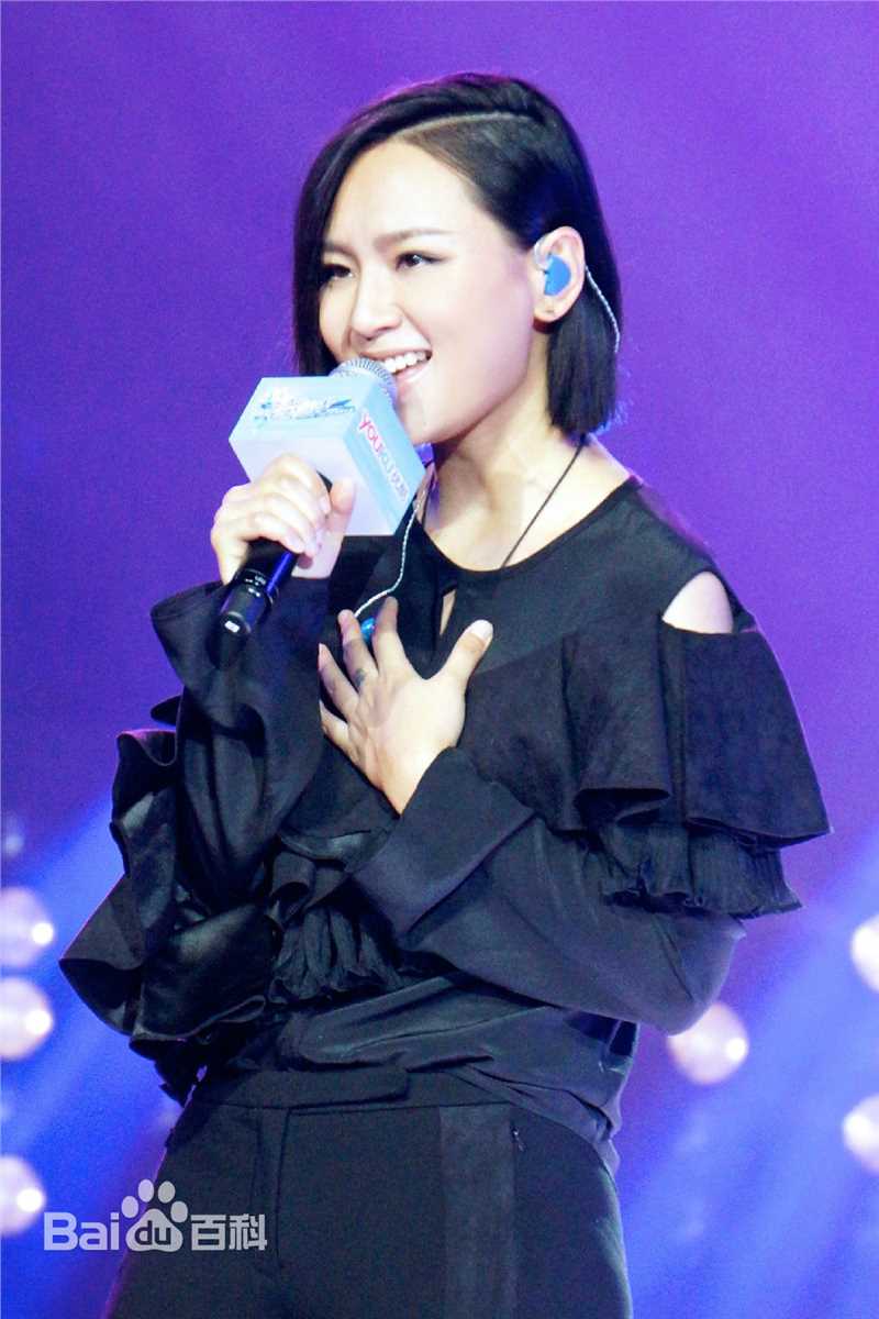 周笔畅(BiBi Zhou)出席各类演出与活动图集壁纸壁纸