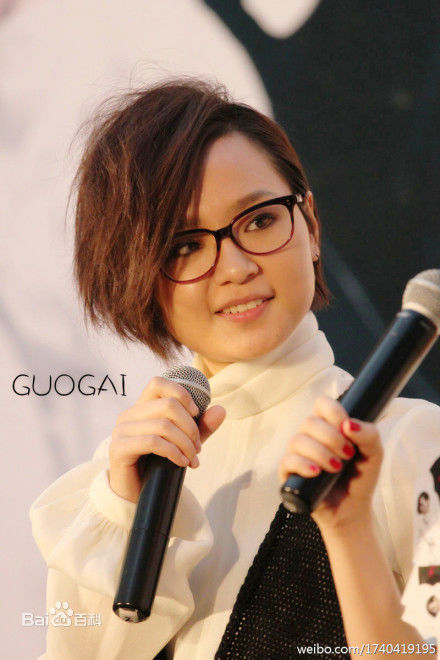 周笔畅(BiBi Zhou)出席各类演出与活动图集壁纸壁纸