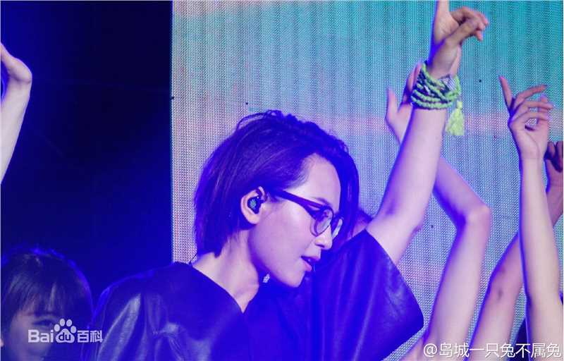 周笔畅(BiBi Zhou)出席各类演出与活动图集壁纸壁纸