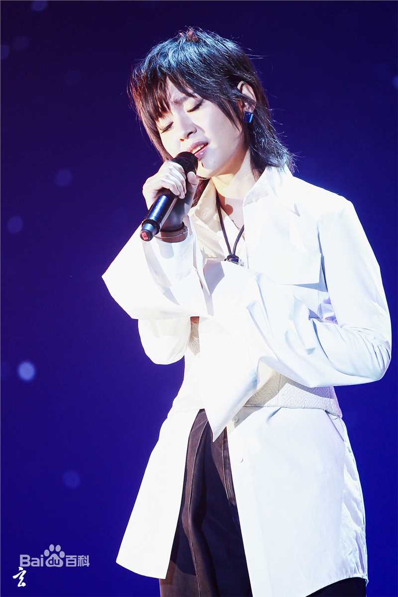 周笔畅(BiBi Zhou)出席各类演出与活动图集壁纸壁纸