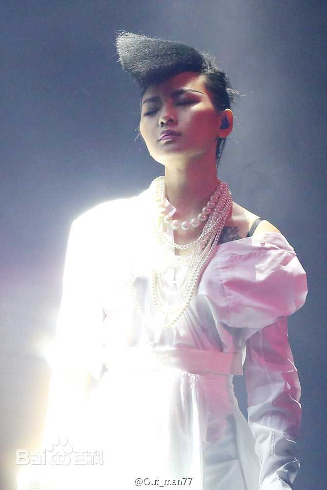 周笔畅(BiBi Zhou)“BOOM!”巡回演唱会生活照