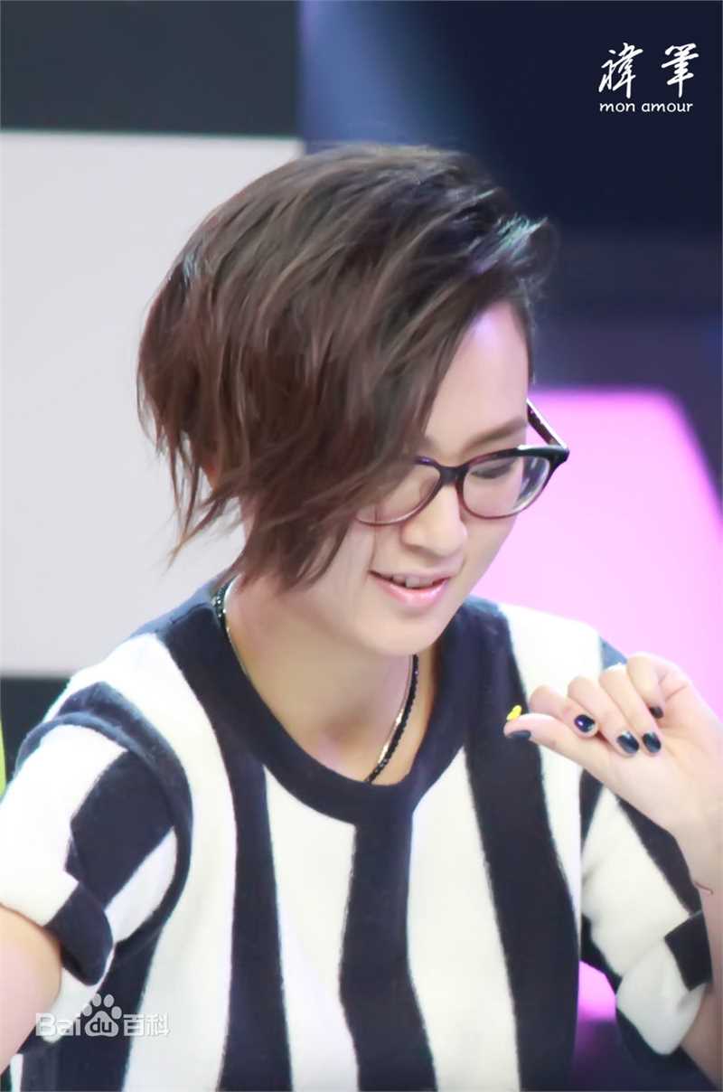 周笔畅(BiBi Zhou)各类访谈及综艺节目图集素颜照相册