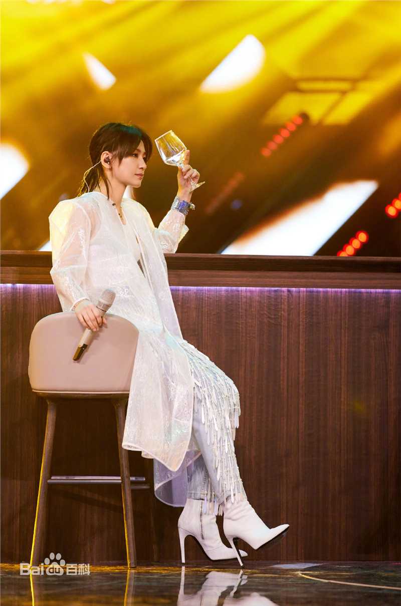 周笔畅(BiBi Zhou)各类访谈及综艺节目图集素颜照相册