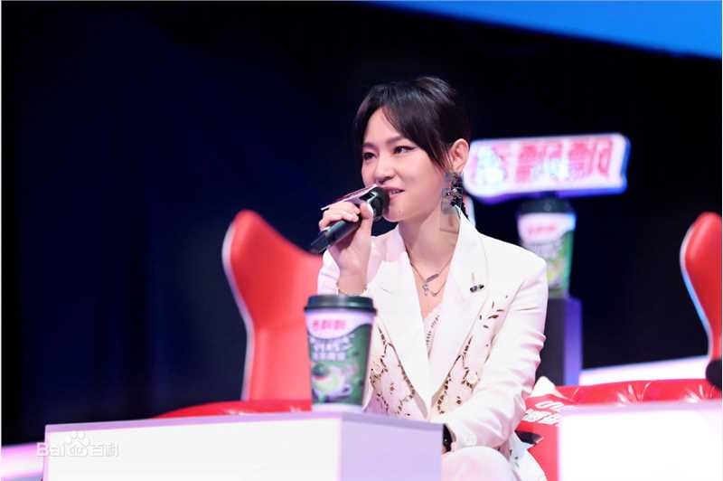 周笔畅(BiBi Zhou)各类访谈及综艺节目图集素颜照相册