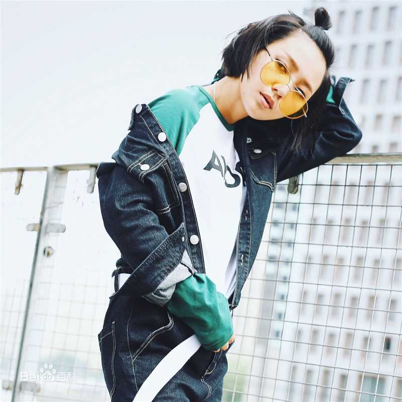 周笔畅(BiBi Zhou)FireBible生活照相册