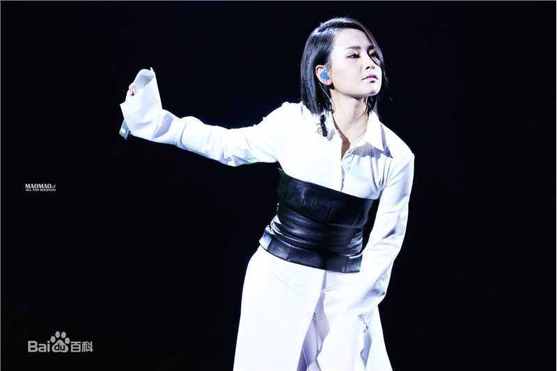 周笔畅(BiBi Zhou)20161110 深圳 天猫双11狂欢夜前后照片