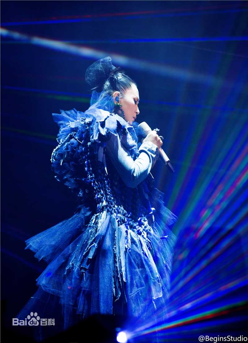 周笔畅(BiBi Zhou)2016BOOM!+北京双场演唱会壁纸壁纸