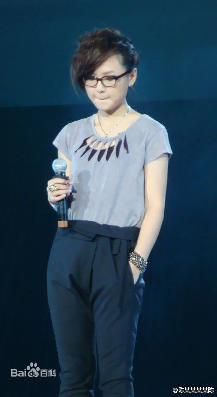 周笔畅(BiBi Zhou)精彩图册