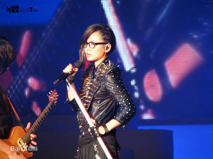 周笔畅(BiBi Zhou)精彩图册