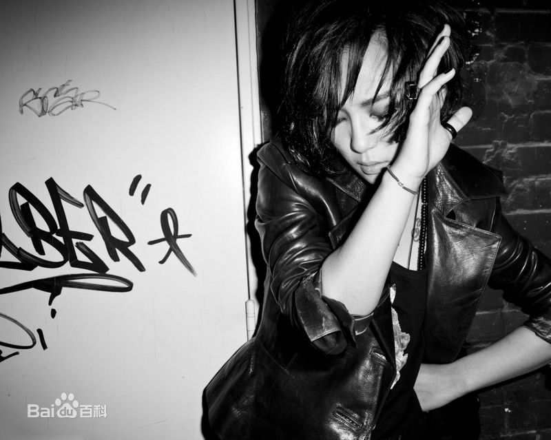 周笔畅(BiBi Zhou)精彩图册