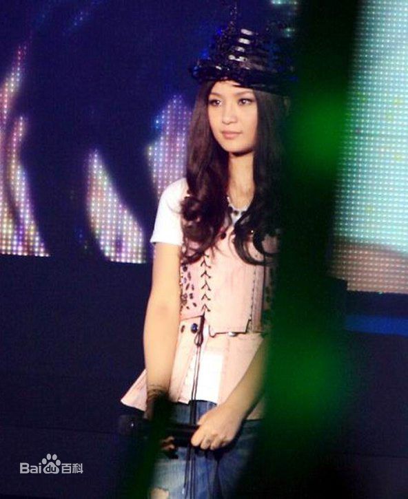 周笔畅(BiBi Zhou)精彩图册