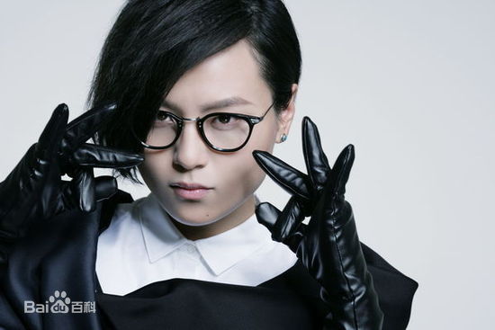 周笔畅(BiBi Zhou)概述图册素颜照相册