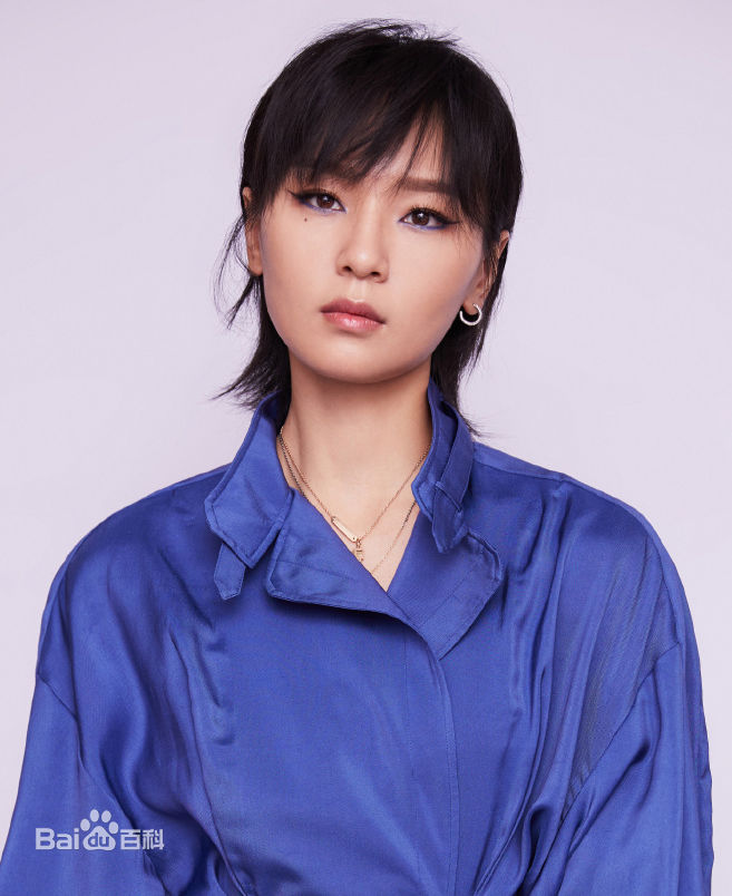 周笔畅(BiBi Zhou)概述图册素颜照相册