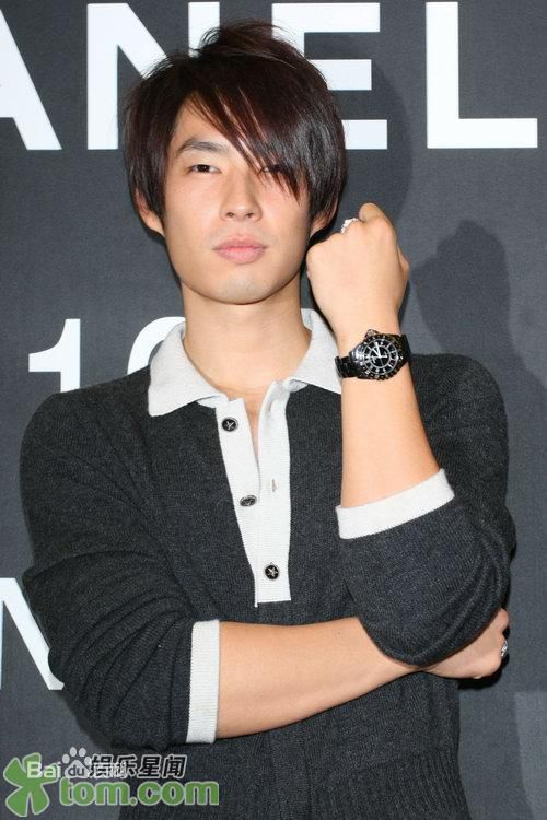 吴建豪(VanNess Wu)广告代言素颜照相册