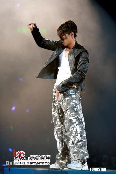吴建豪(VanNess Wu)2006年F4香港演唱会素颜照相册