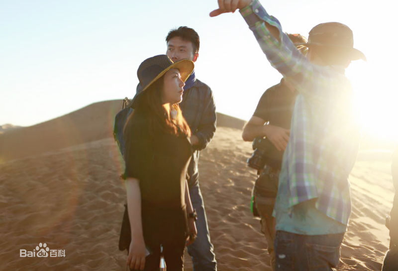 邹佡(Snow Zou)那件疯狂的小事叫爱情素颜照相册