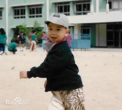 郑容和(/Jung Yong Hwa/ジョンヨンファ)童年照片壁纸壁纸