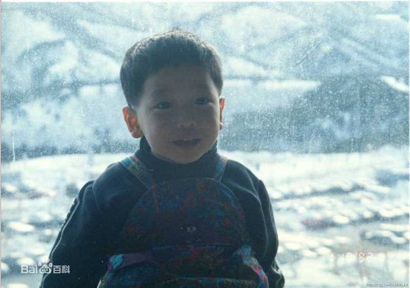 郑容和(/Jung Yong Hwa/ジョンヨンファ)童年照片壁纸壁纸