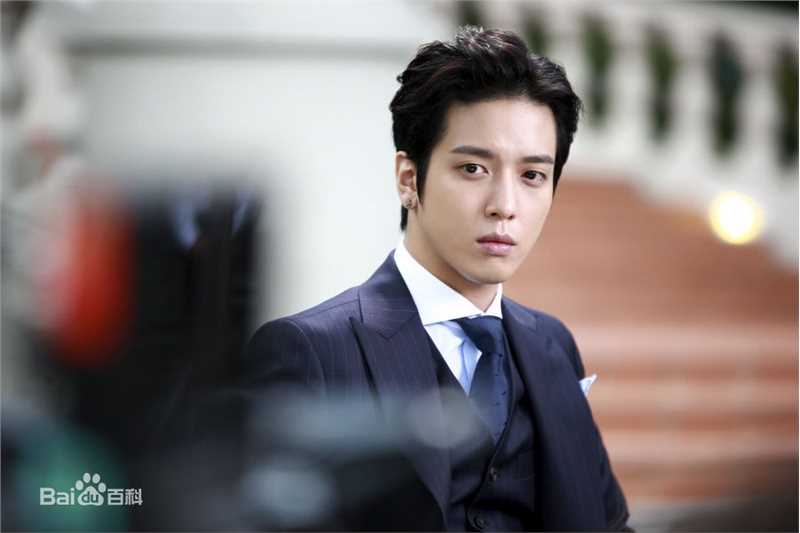 郑容和(/Jung Yong Hwa/ジョンヨンファ)最新剧照