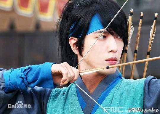 郑容和(/Jung Yong Hwa/ジョンヨンファ)最新剧照