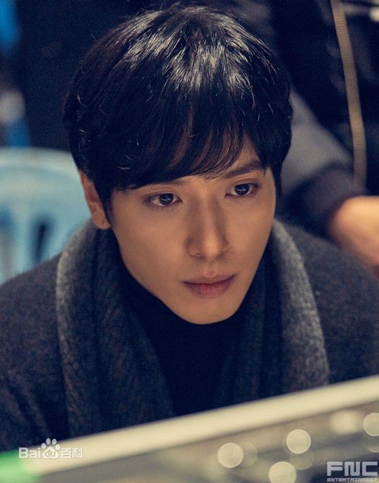 郑容和(/Jung Yong Hwa/ジョンヨンファ)专辑图片性感图片图集