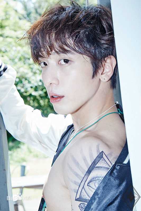 郑容和(/Jung Yong Hwa/ジョンヨンファ)专辑图片性感图片图集