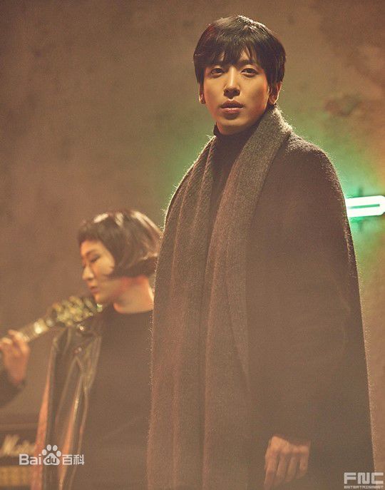 郑容和(/Jung Yong Hwa/ジョンヨンファ)专辑图片性感图片图集