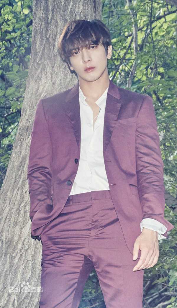 郑容和(/Jung Yong Hwa/ジョンヨンファ)专辑图片性感图片图集