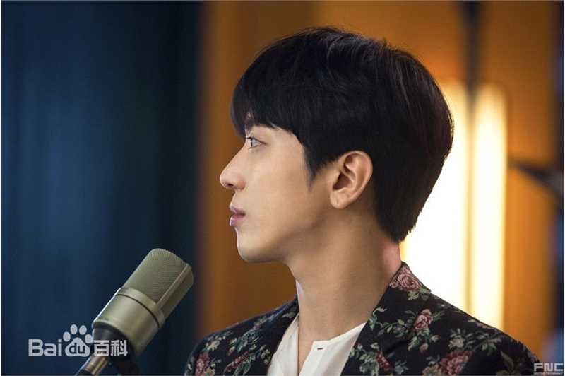 郑容和(/Jung Yong Hwa/ジョンヨンファ)专辑图片性感图片图集