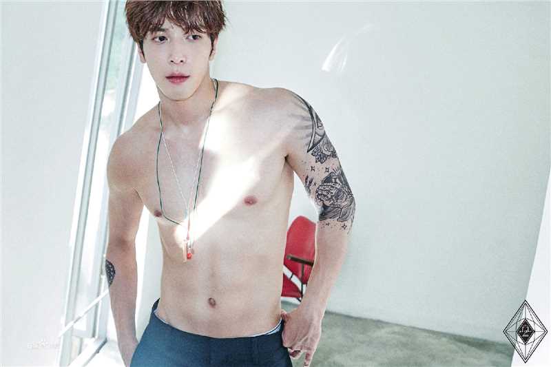 郑容和(/Jung Yong Hwa/ジョンヨンファ)专辑图片性感图片图集