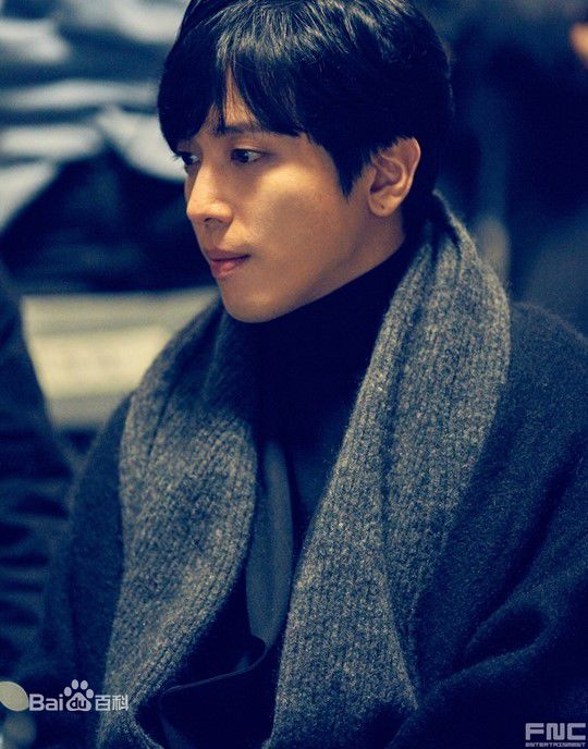 郑容和(/Jung Yong Hwa/ジョンヨンファ)专辑图片性感图片图集