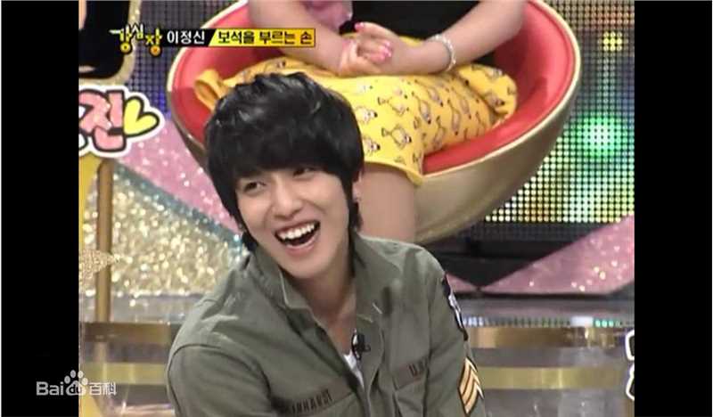 郑容和(/Jung Yong Hwa/ジョンヨンファ)综艺活动前后照片