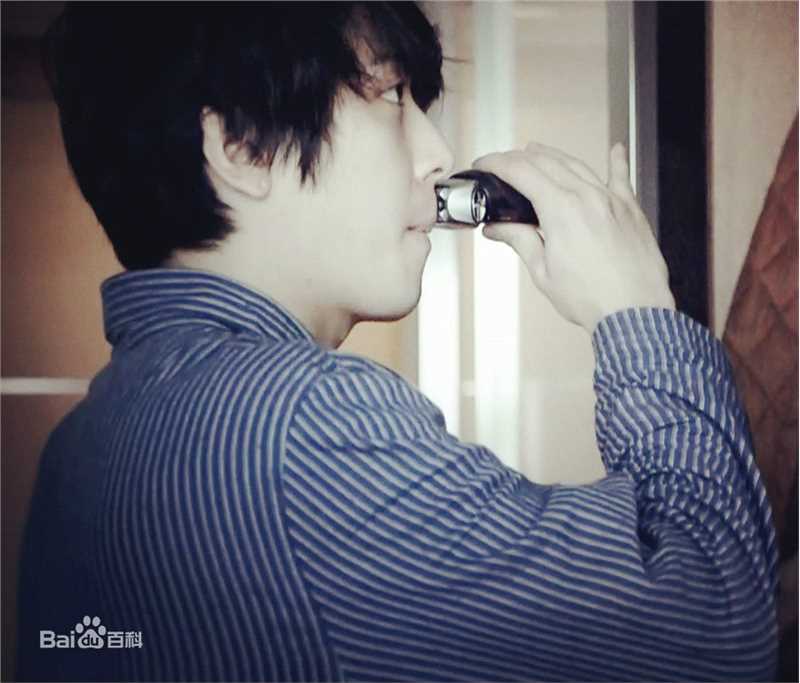 郑容和(/Jung Yong Hwa/ジョンヨンファ)综艺活动前后照片