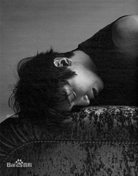 郑容和(/Jung Yong Hwa/ジョンヨンファ)画报图片图册