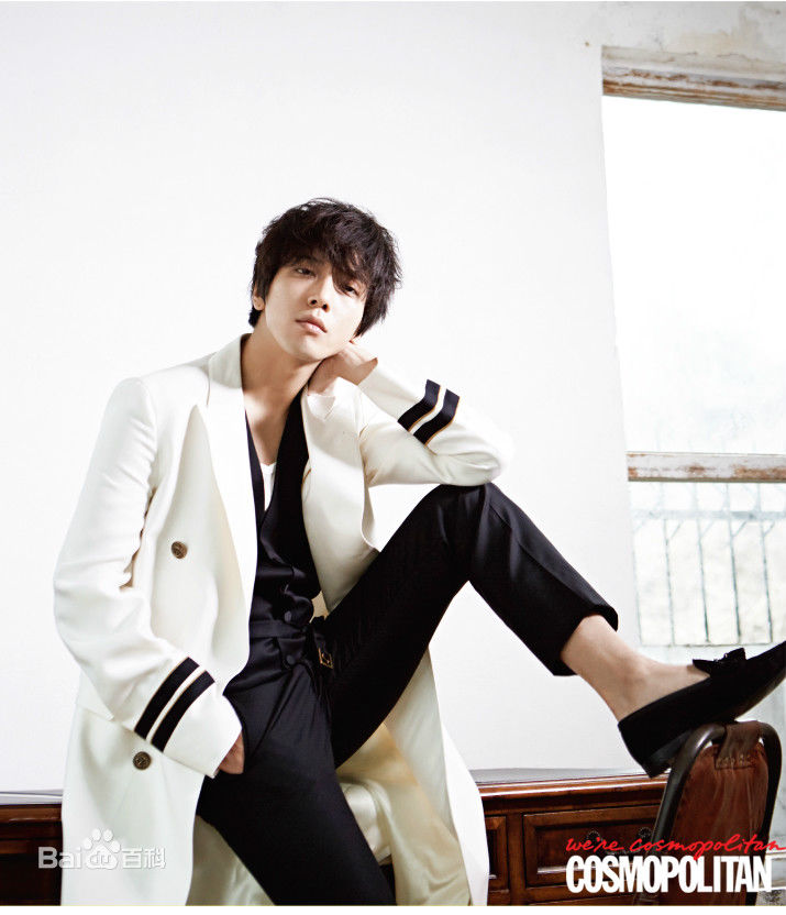 郑容和(/Jung Yong Hwa/ジョンヨンファ)画报图片图册