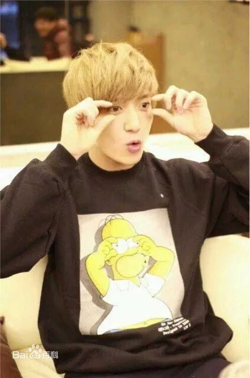 郑容和(/Jung Yong Hwa/ジョンヨンファ)生活照壁纸壁纸