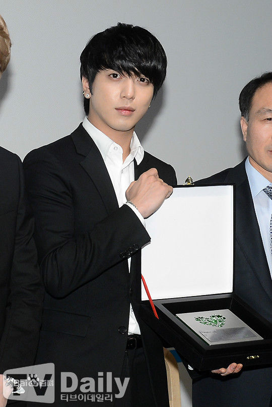 郑容和(/Jung Yong Hwa/ジョンヨンファ) 宣传大使生活照相册