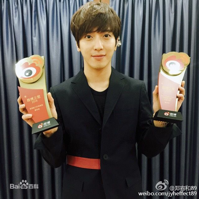 郑容和(/Jung Yong Hwa/ジョンヨンファ)所获奖励素颜照相册