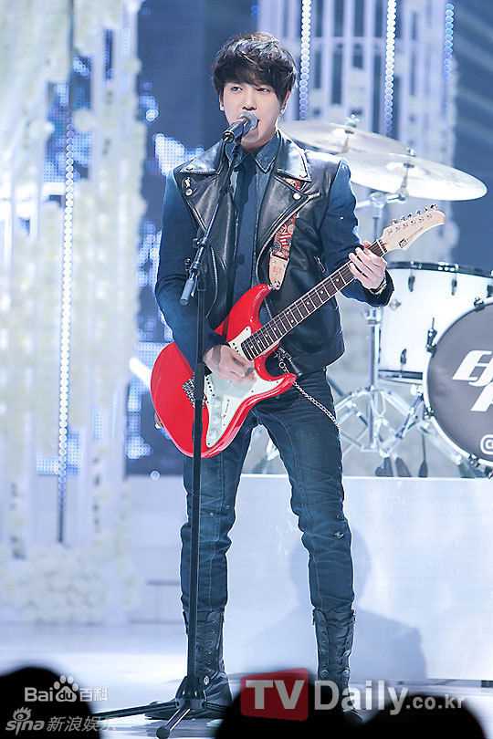 精选郑容和(/Jung Yong Hwa/ジョンヨンファ)精彩图册