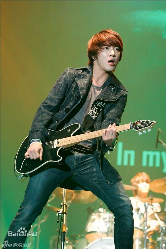 最新郑容和(/Jung Yong Hwa/ジョンヨンファ)精彩图册