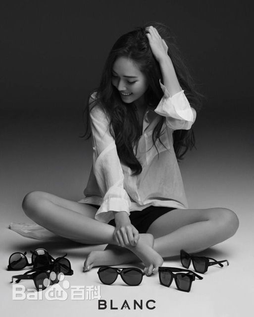 郑秀妍(Jung Soo Yeon、ジェシカ、チョンスヨン)Sy__Jessica素颜照壁纸