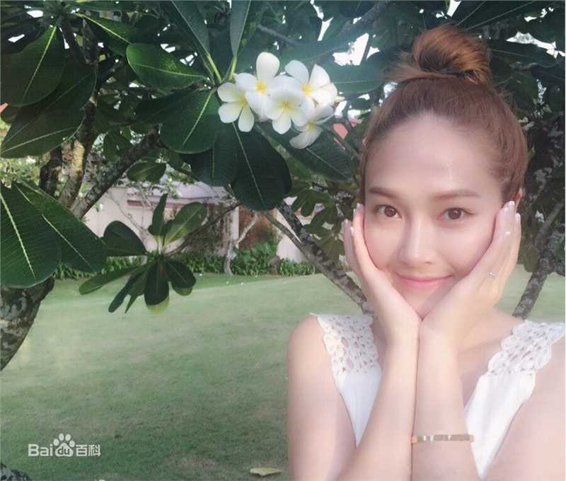 郑秀妍(Jung Soo Yeon、ジェシカ、チョンスヨン)Sy__Jessica素颜照壁纸