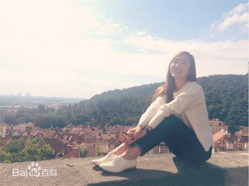 郑秀妍(Jung Soo Yeon、ジェシカ、チョンスヨン)Sy__Jessica素颜照壁纸