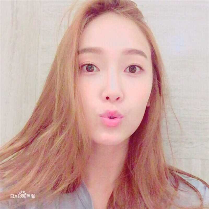 郑秀妍(Jung Soo Yeon、ジェシカ、チョンスヨン)Sy__Jessica素颜照壁纸